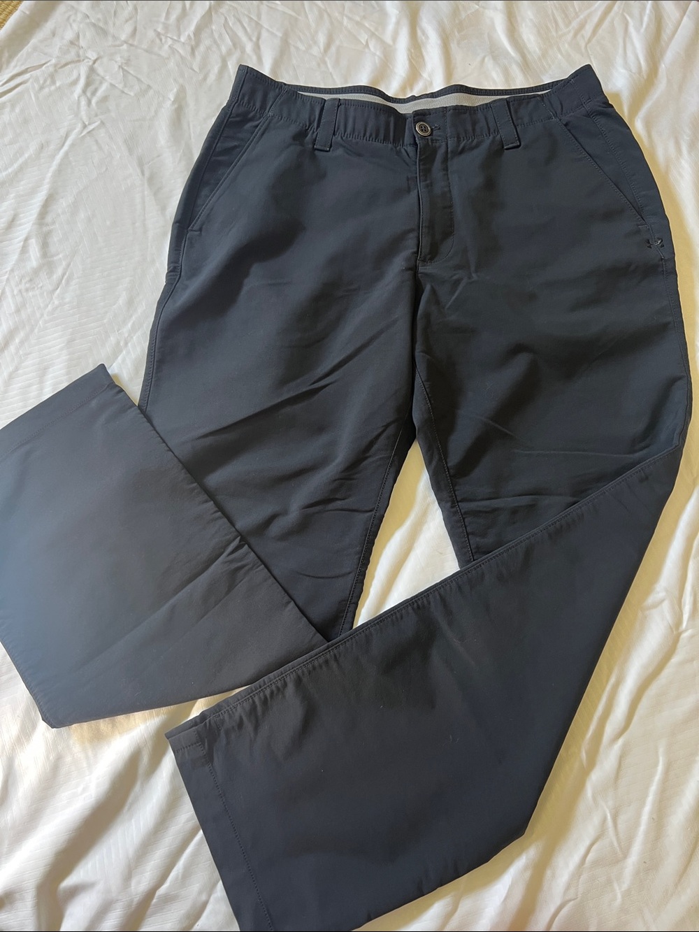 Under Armour Men's Black Pants